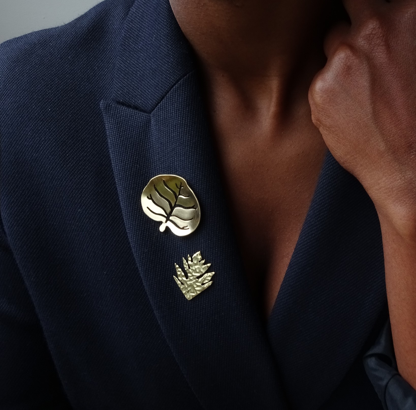 Pin's